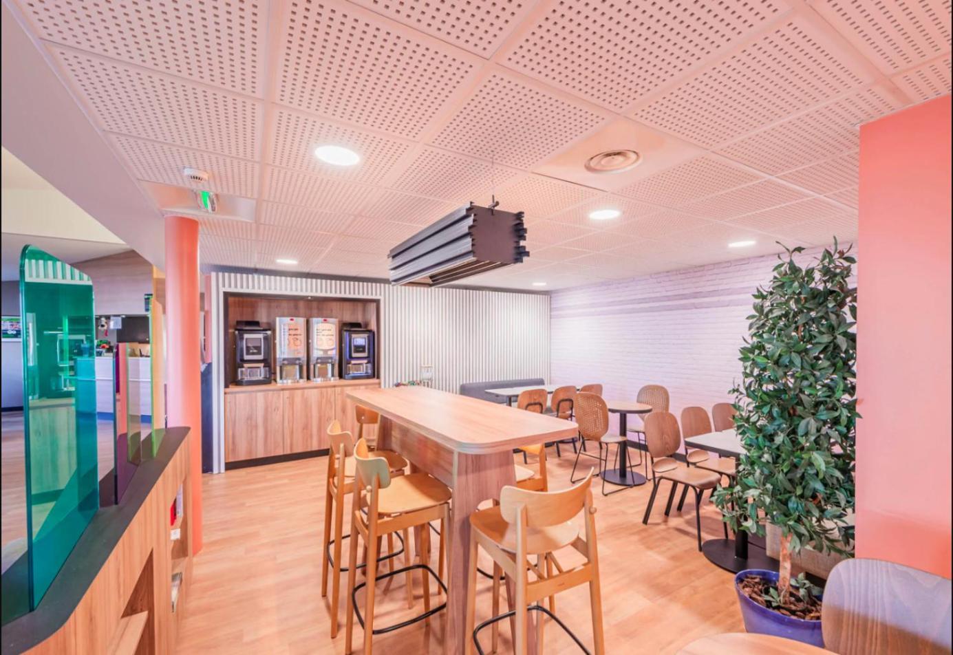 B&B Hotel Strasbourg Aeroport Holtzheim Buitenkant foto